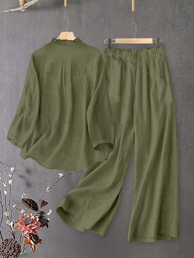 Featuring a Stylish Top And Wide-Leg Trousers for an Elegant And Stylish Look
